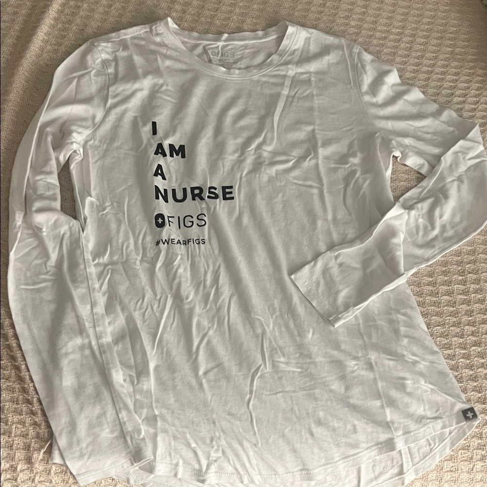 FIGS White Long Sleeve Nurse Shirt - Picture 2 of 5